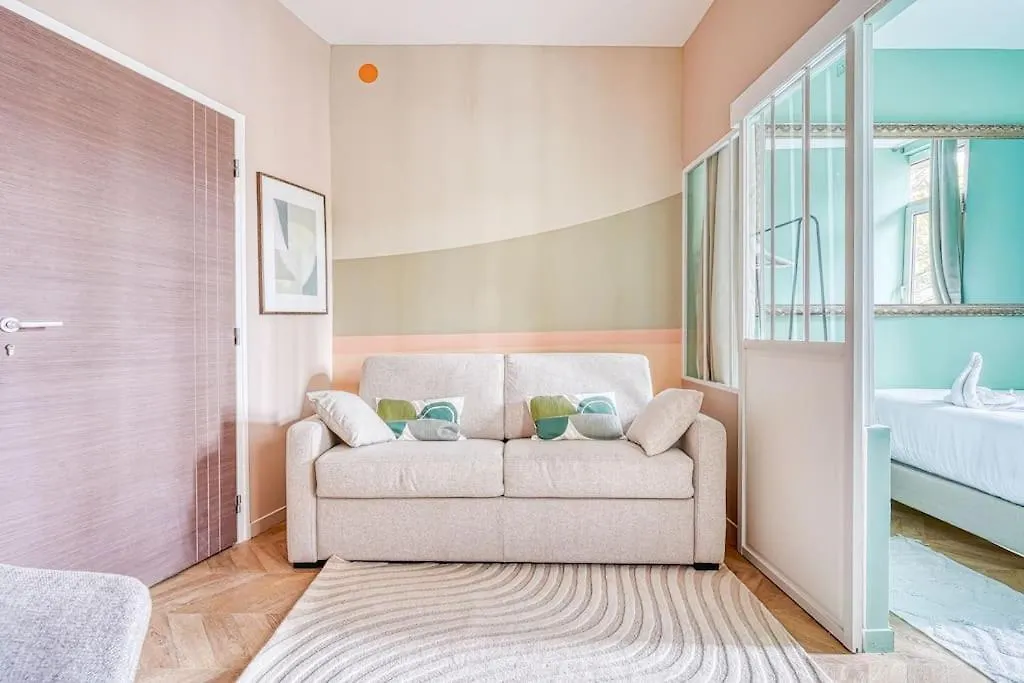 Appartement Proche Parc Monceau Paris